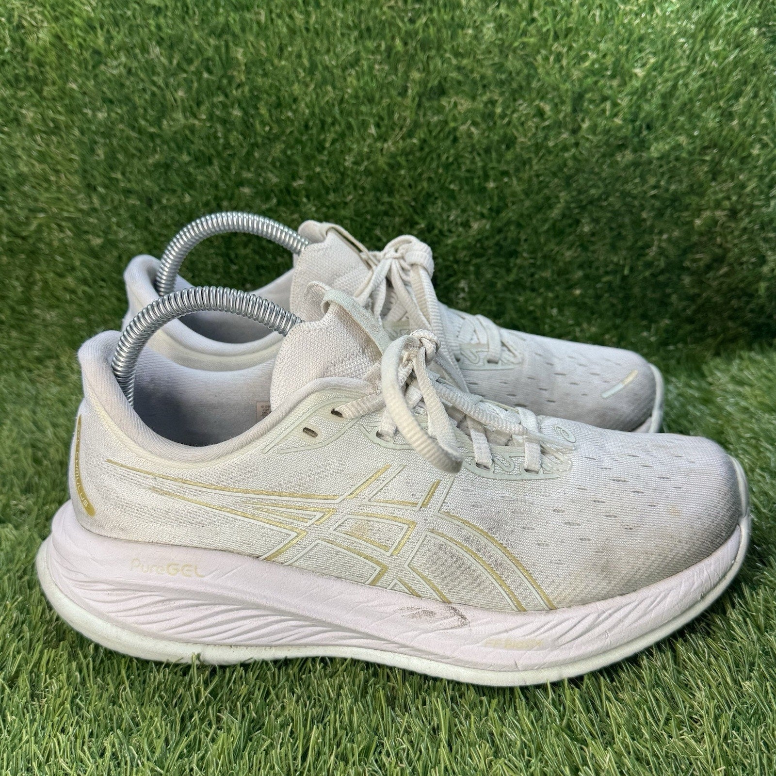 Size 8.5 - Asics Gel-Cumulus 26 Women's White/Pale Running Sneakers Athletic
