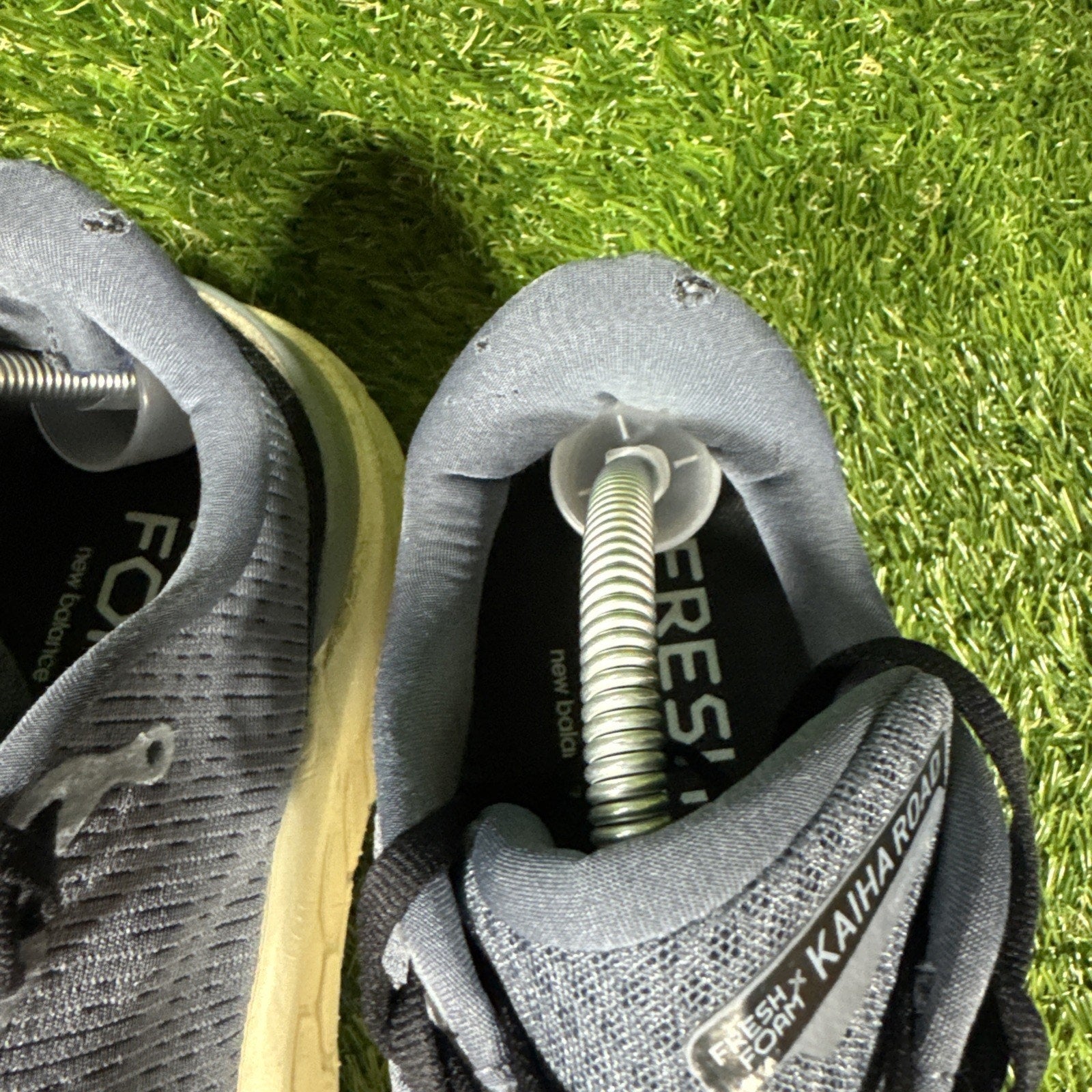 New Balance Mens 10.5 EE Fresh Foam Blue Kaiha Road Blue Gray Trail Running Shoe