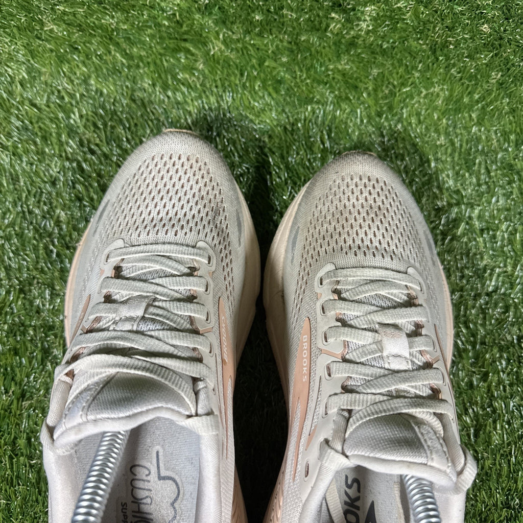 Brooks Adrenaline GTS 23 Womens Size 8.5 B Beige Athletic Running Shoes Sneakers