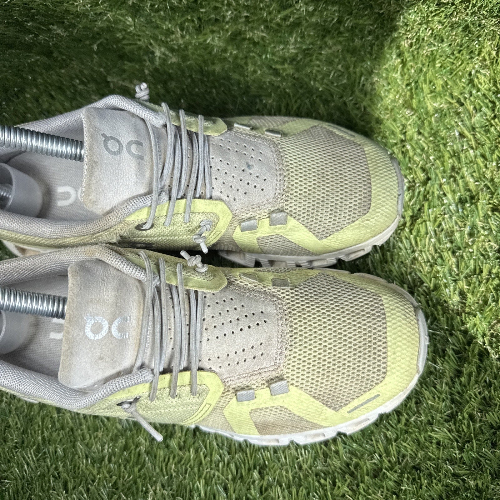 On Cloud 5 Women's Running/Walking/Gym Sneaker Shoes - Yellow - Size 6