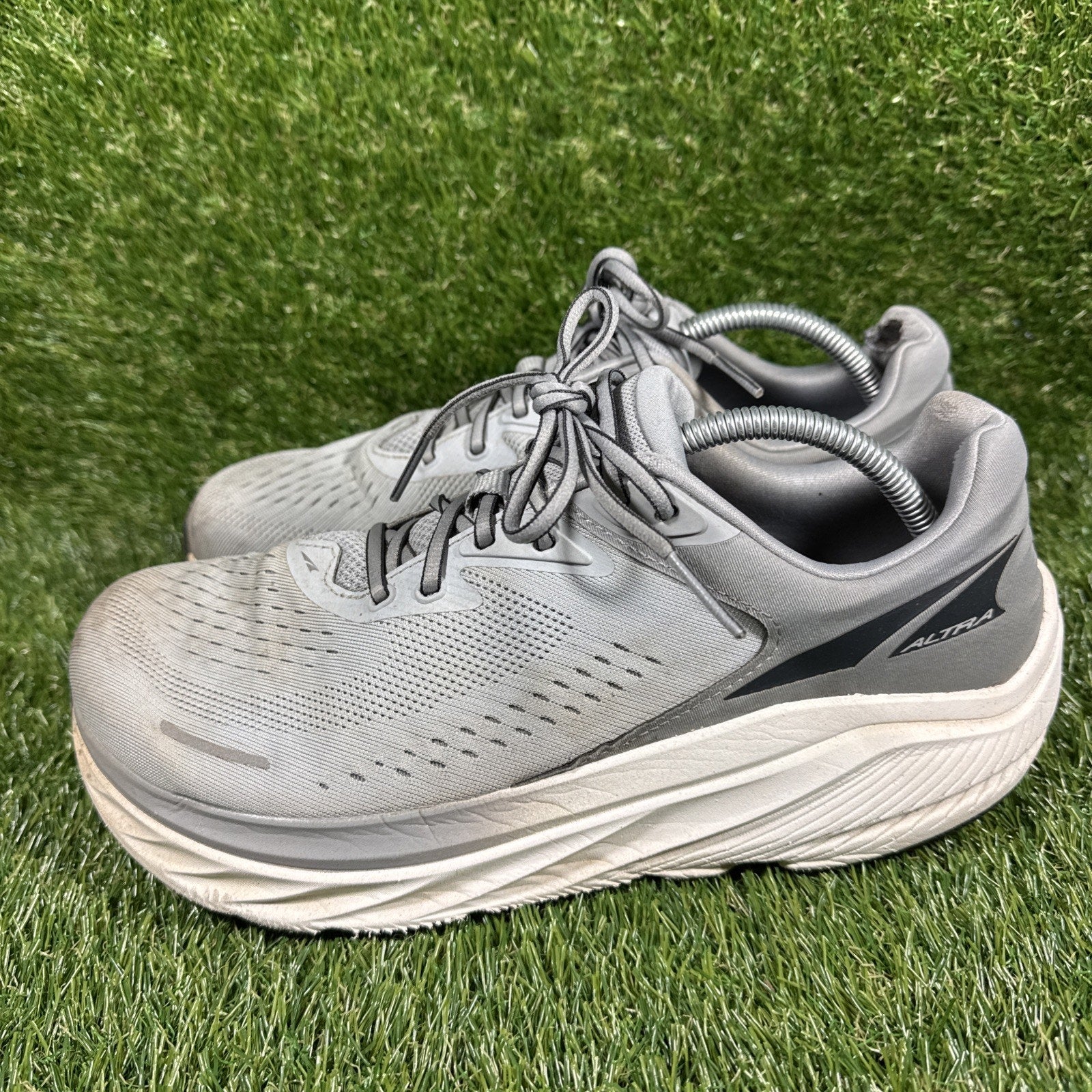 Altra Mens Via Olympus 2 AL0A85NA220 Gray Running Shoes Sneakers Size 11