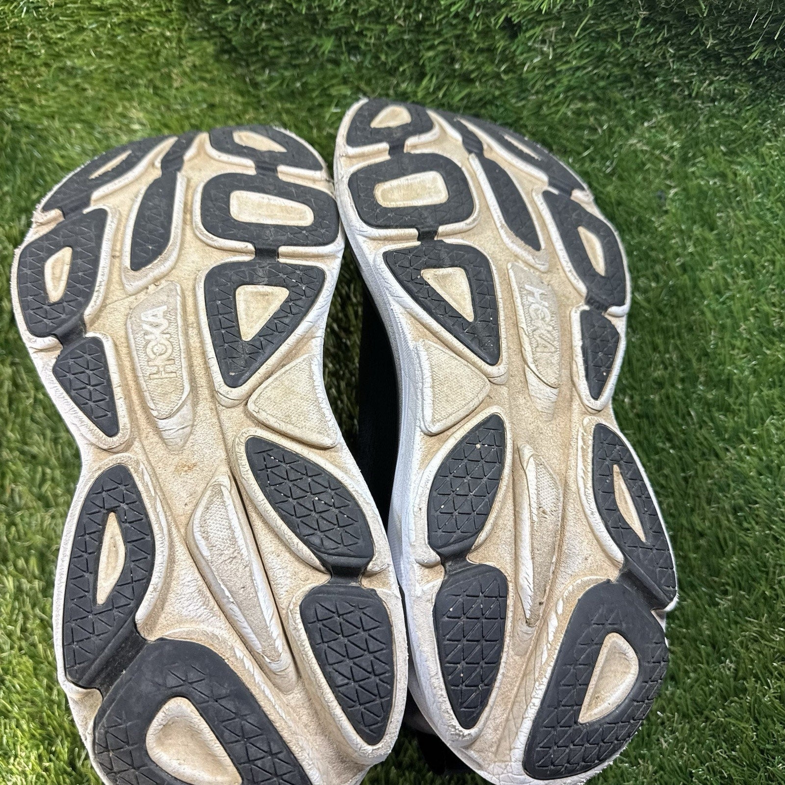 HOKA Bondi 8 Running Shoes Black Lightweight & Comfortable Men's Size 9.5 US