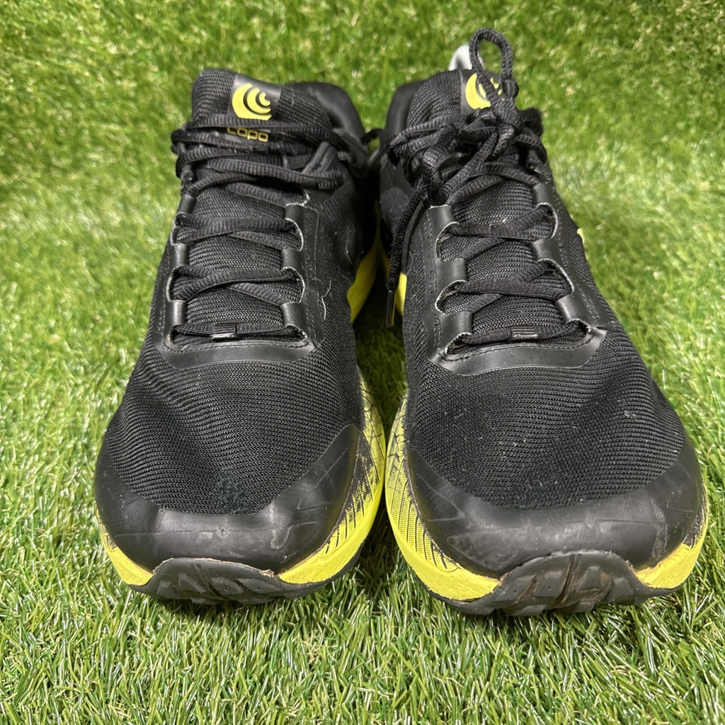 Topo Athletic MTN Racer 3 Shoes Mens Size 10 Black Lime Trail Running Vibram