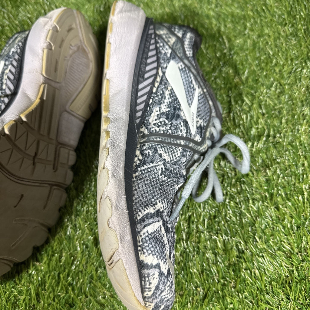 Brooks Shoes Womens 8 Gray Adrenaline GTS 20 Running Sneakers 1202961B071 Flaws