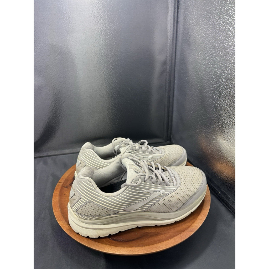 Women’s Brooks Addiction Walker Shoes Size 9 Gray 1203081B007 EUC