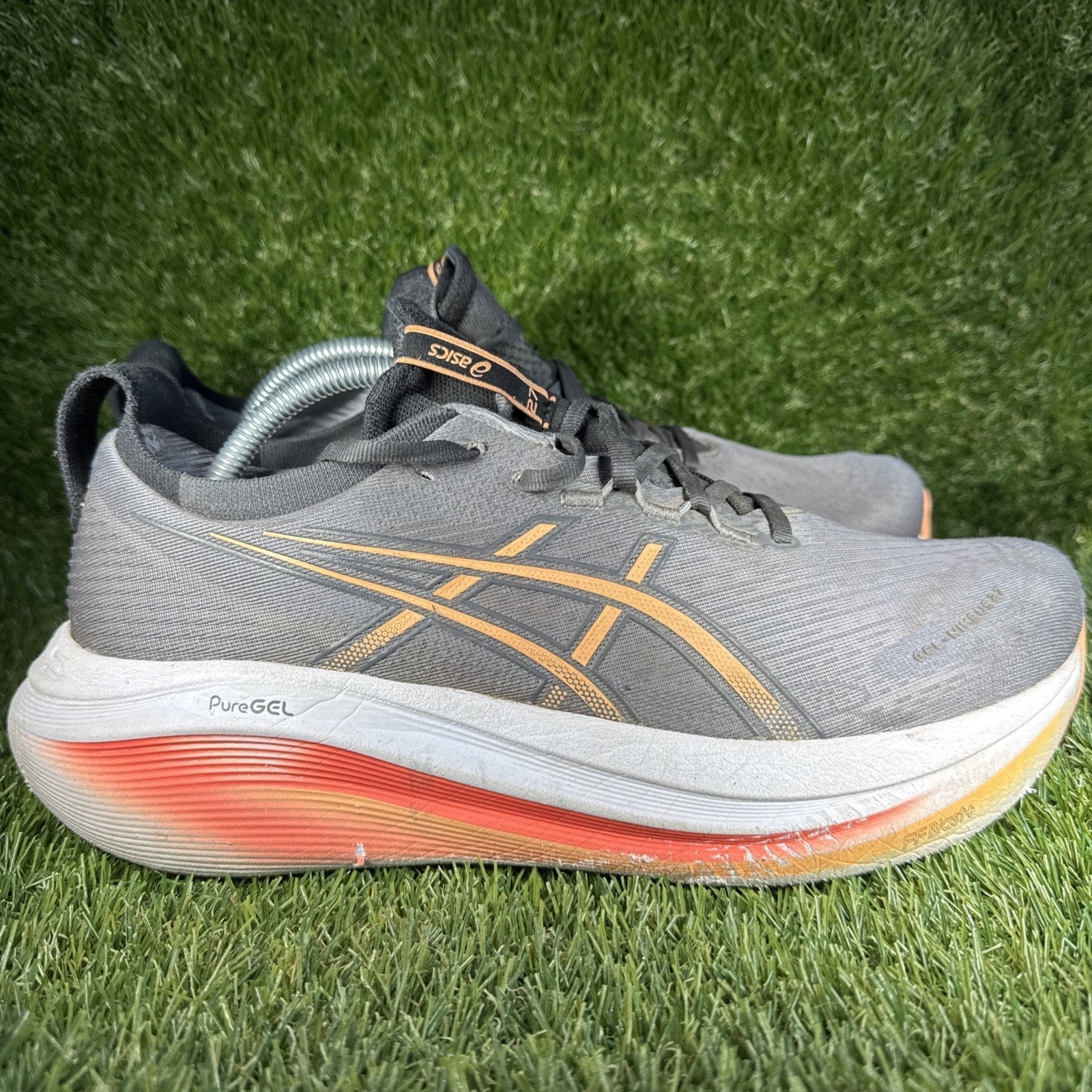 ASICS Gel-Nimbus 27 Mens size 10 Running Shoes Grey PureGEL Sneakers 1011B958