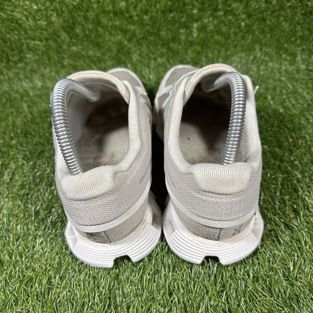 On Cloud 5 Running Shoes Sneakers Womens Size 8.5 Pearl White 59.98773