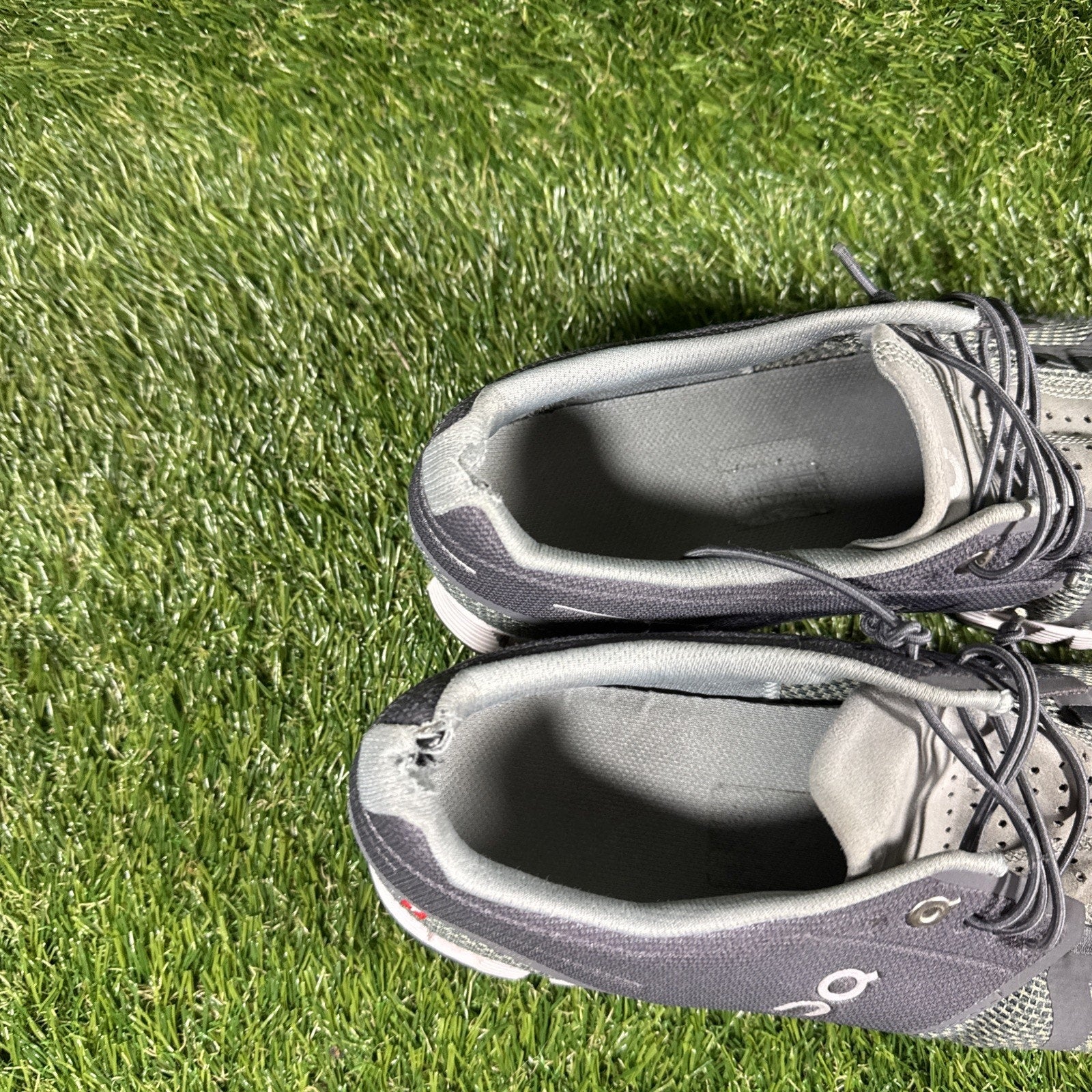 On Cloud Gray Men's Athletic Running & Walking Sneakers Men’s 8