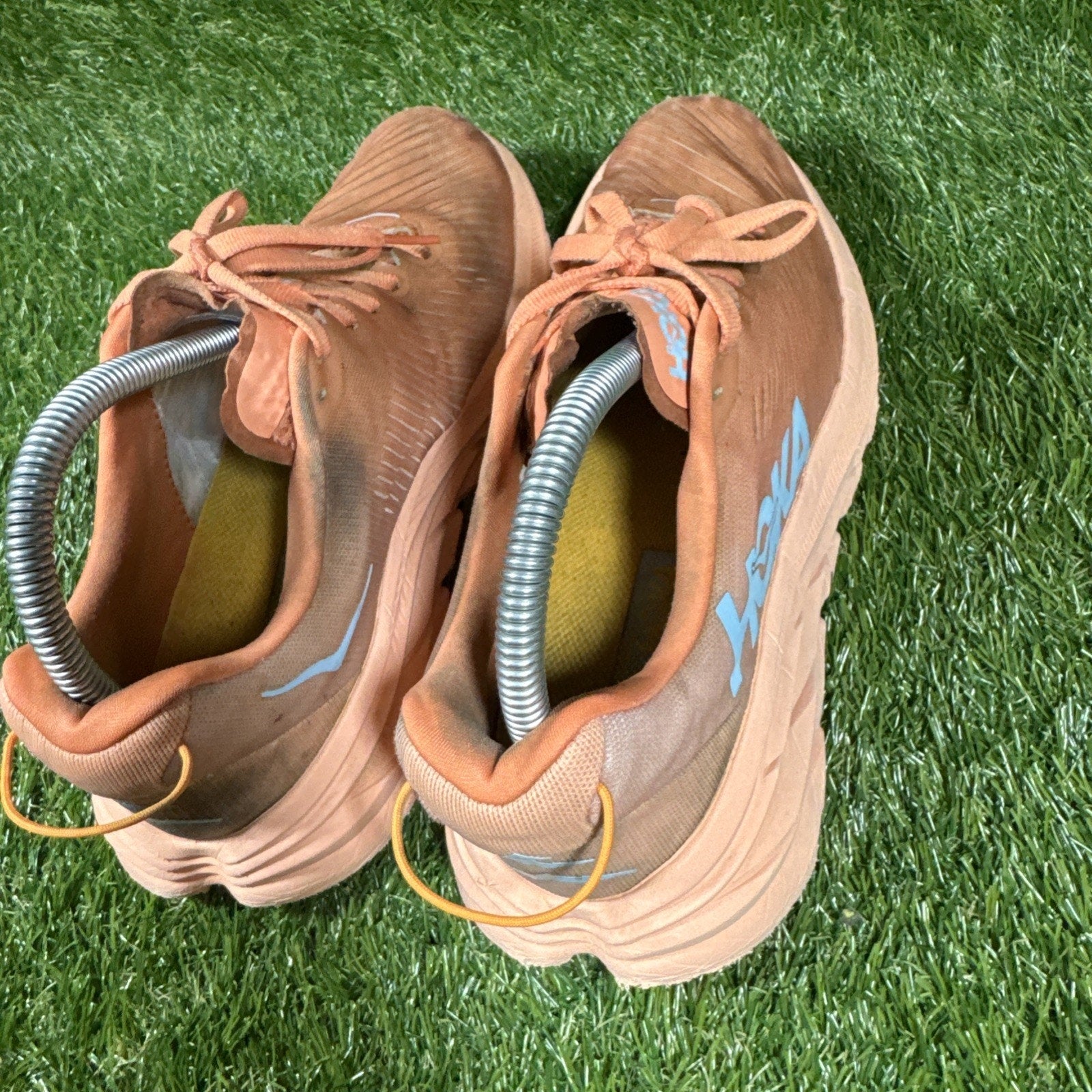 Hoka One One Rincon 3 Womens Sz 9.5 BShell Coral Peach Running Shoe 1119396 SCPP