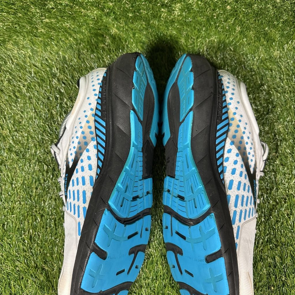 Brooks Adrenaline GTS 21 Mens Size 11 D Running Sneakers Shoes