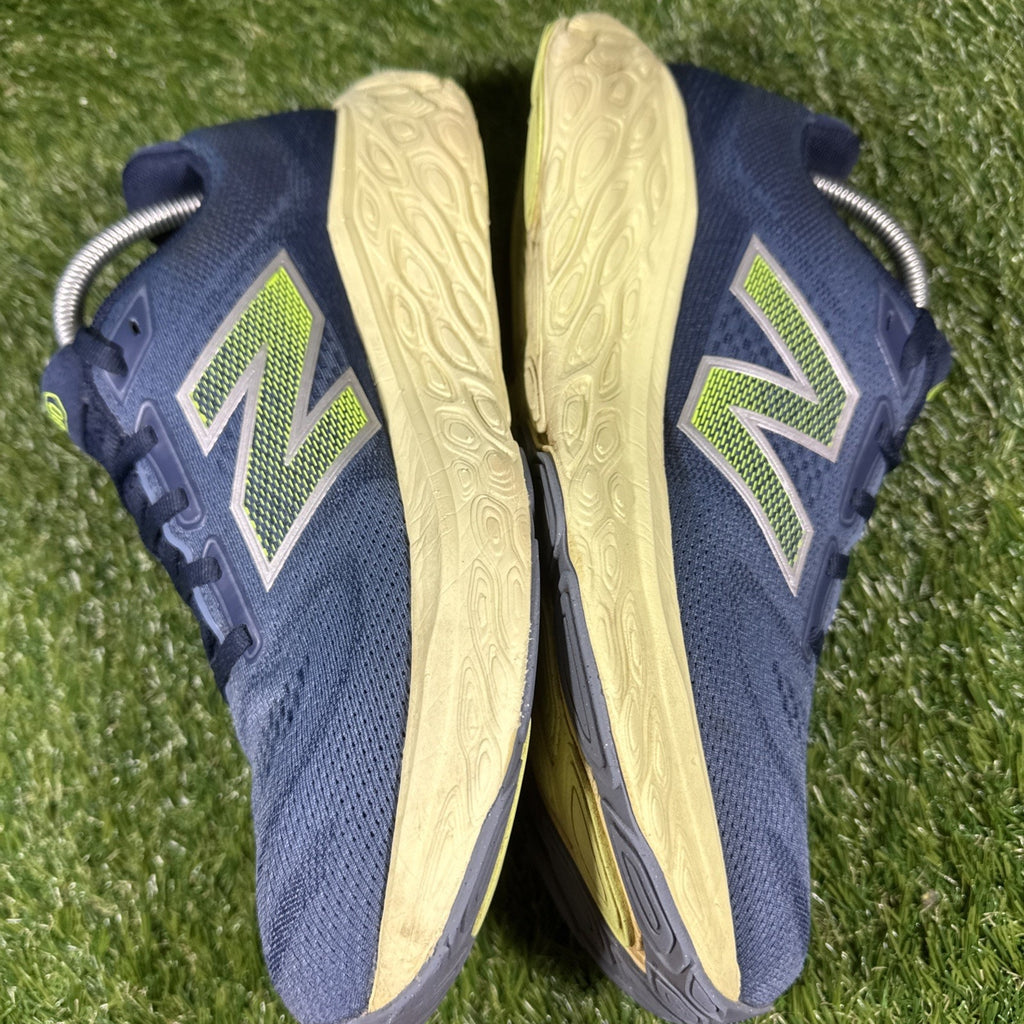 New Balance Fresh Foam X 880v14 Mens Size 9 Wide 2E Arctic Grey Limelight