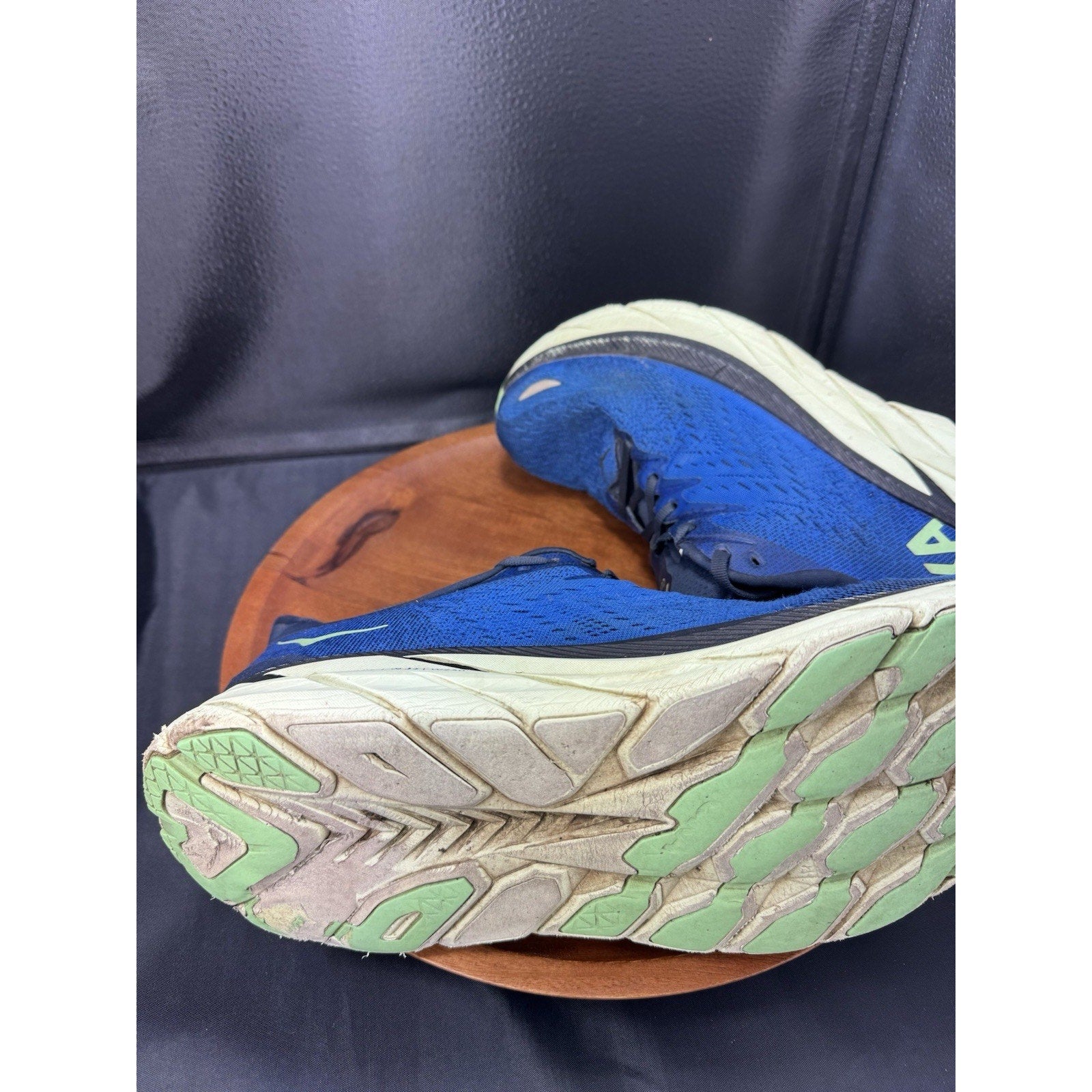 Hoka One One Clifton 8 Men's Size 11 D (Medium) Running Shoes Multicolor
