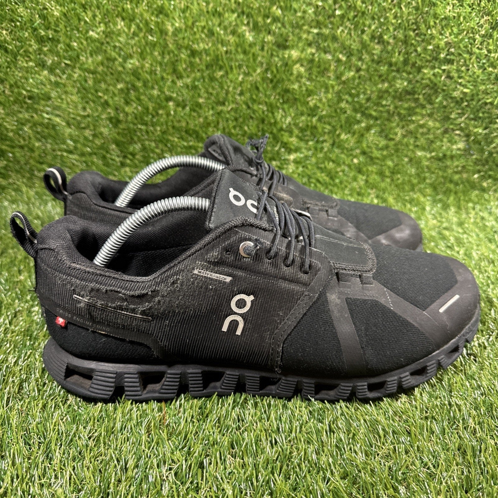 On Cloud 5 Waterproof 59.98842 Black Running Sneaker Men Size 10.5