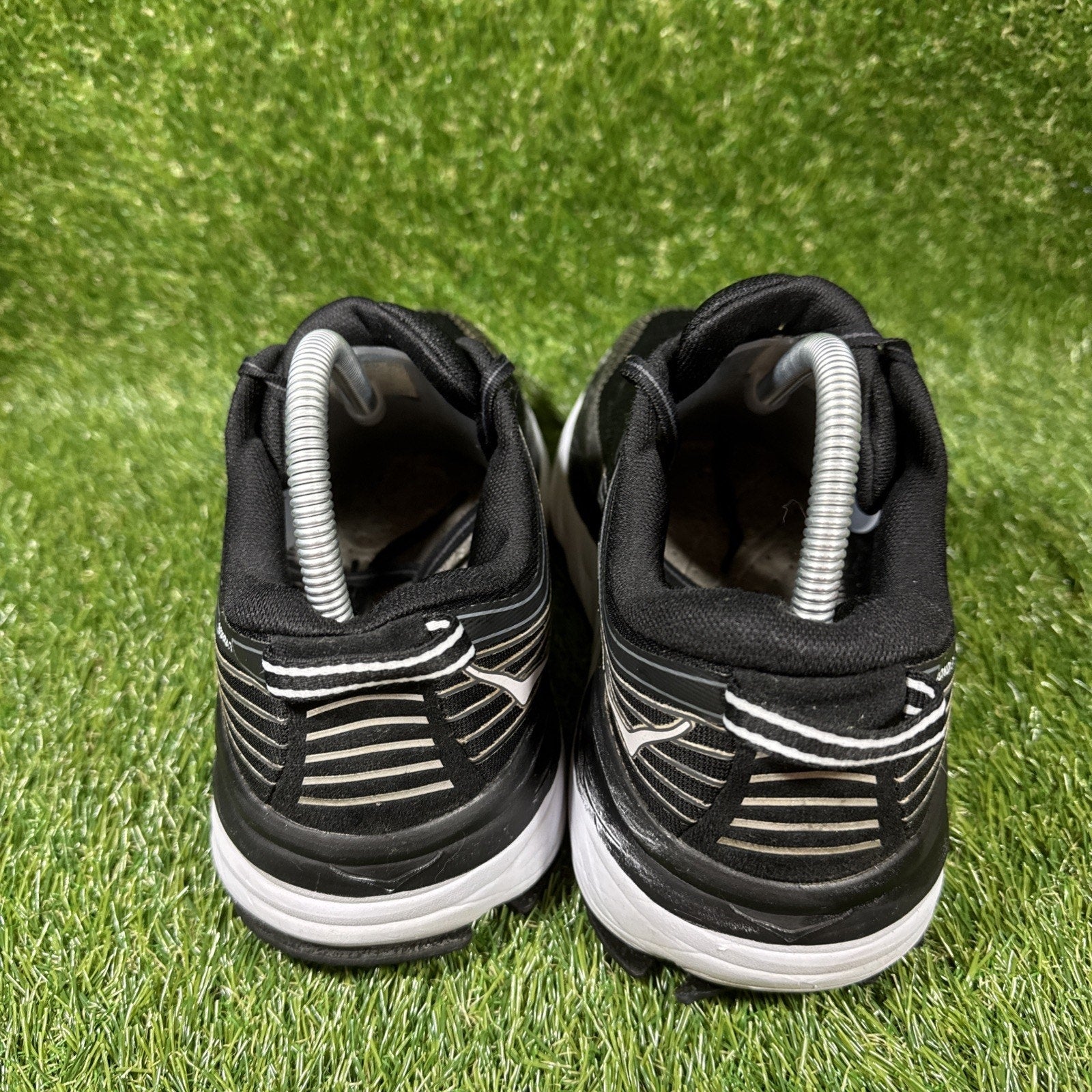 Hoka One One Bondi 7 Black Running Shoes Sneakers 10.5 Women 1110519 BWHT