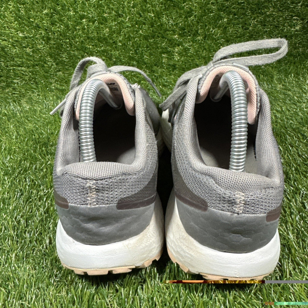 Womens New Balance 520 V6 Walking Shoes Sz 9.5 B Used W520LM6