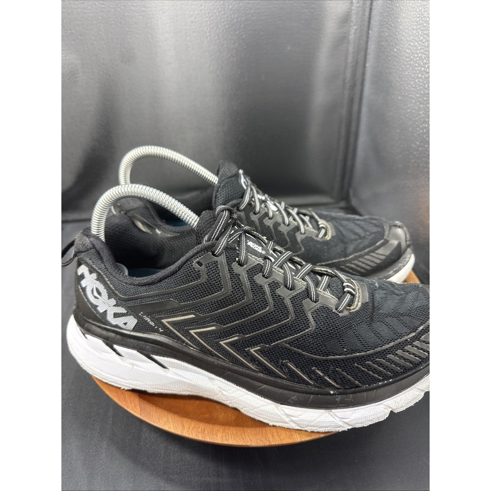 Hoka One One Clifton 4 Women’s Sz 11 Running Shoes Sneakers 1123201 BWH