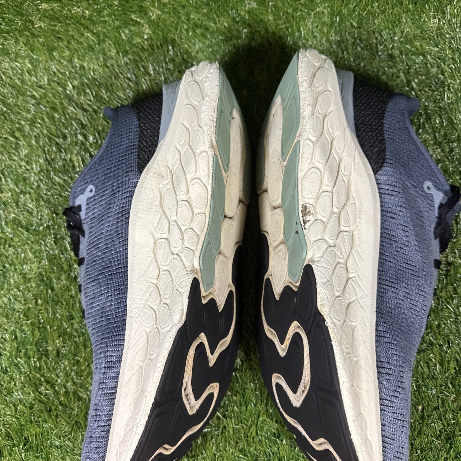 New Balance Mens 10.5 EE Fresh Foam Blue Kaiha Road Blue Gray Trail Running Shoe