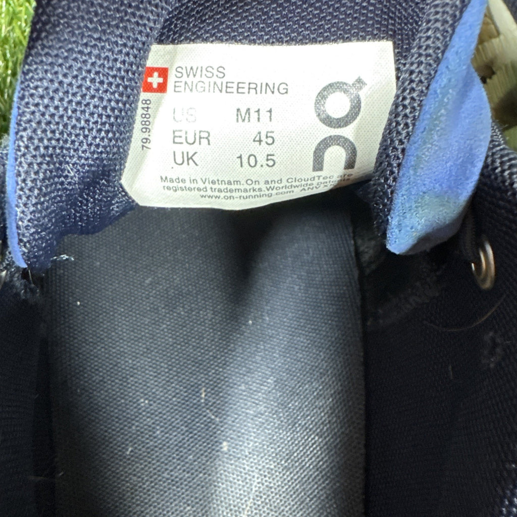 On Running Cloud 5 Combo Men's 11 Shoes Sneakers Navy Blue Running Athletic NICE