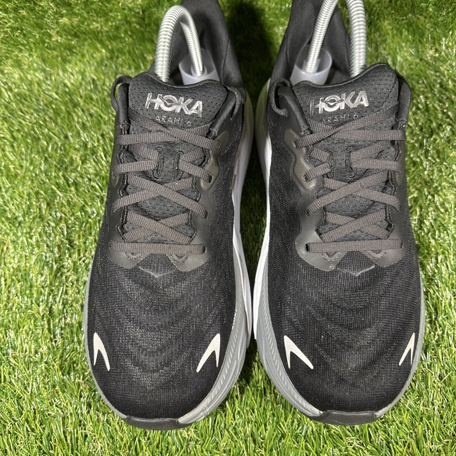 Hoka One One Women Arahi 6 1123195 BWHT Black Running Shoes Sneakers Size 10B