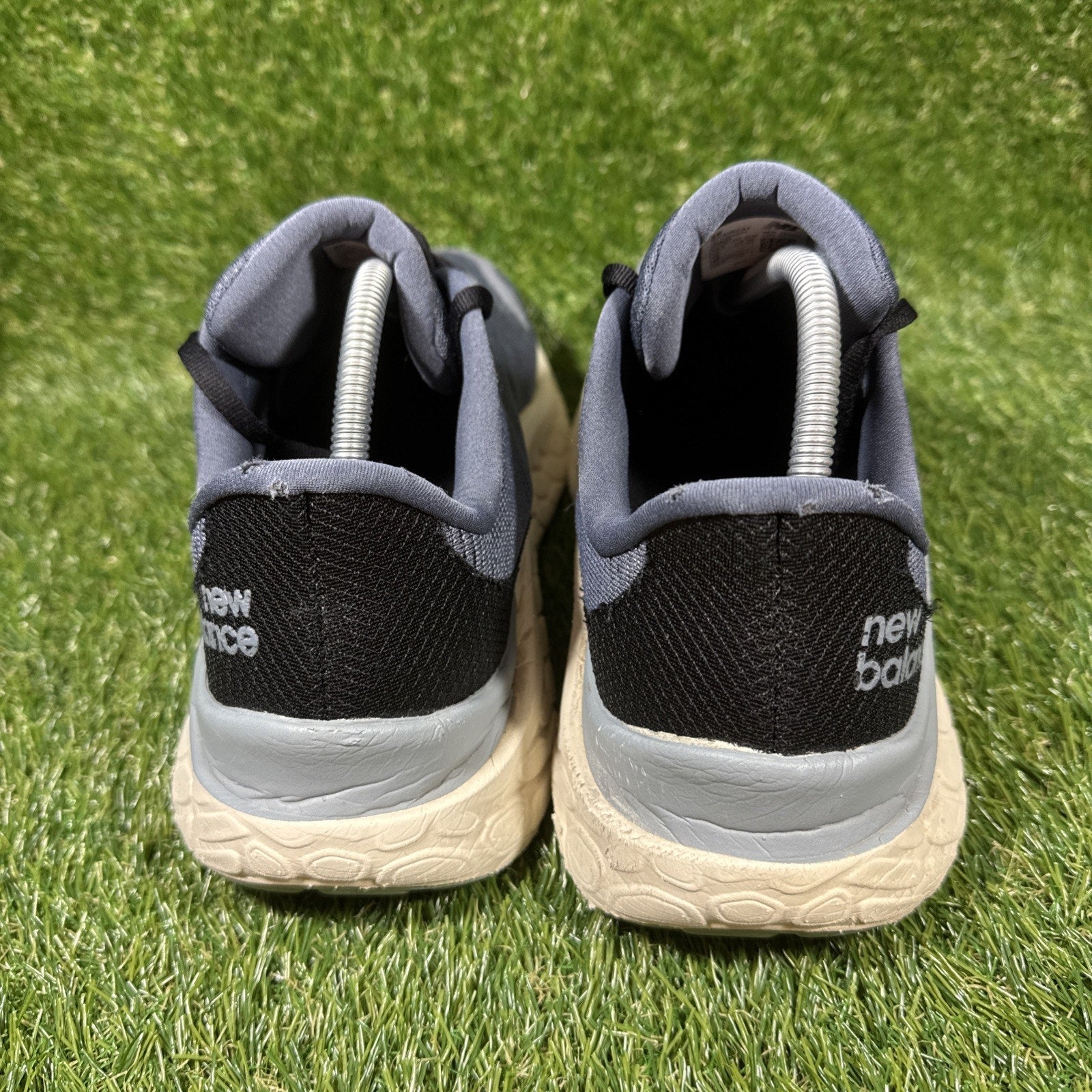 New Balance Mens 10.5 EE Fresh Foam Blue Kaiha Road Blue Gray Trail Running Shoe