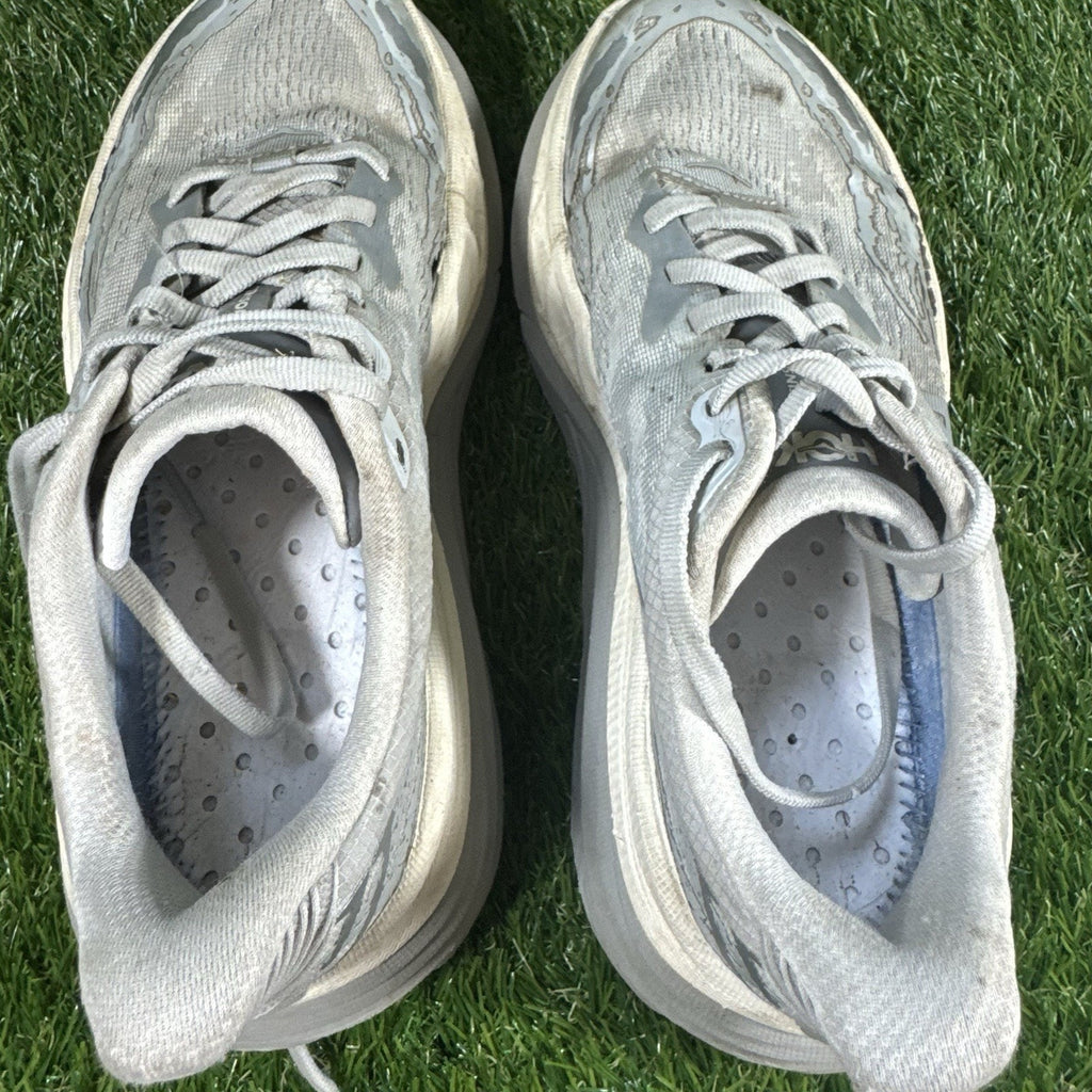 Hoka One One Women Size 6B Stinson 7 Trail Running Sneaker Grey/Silver/White