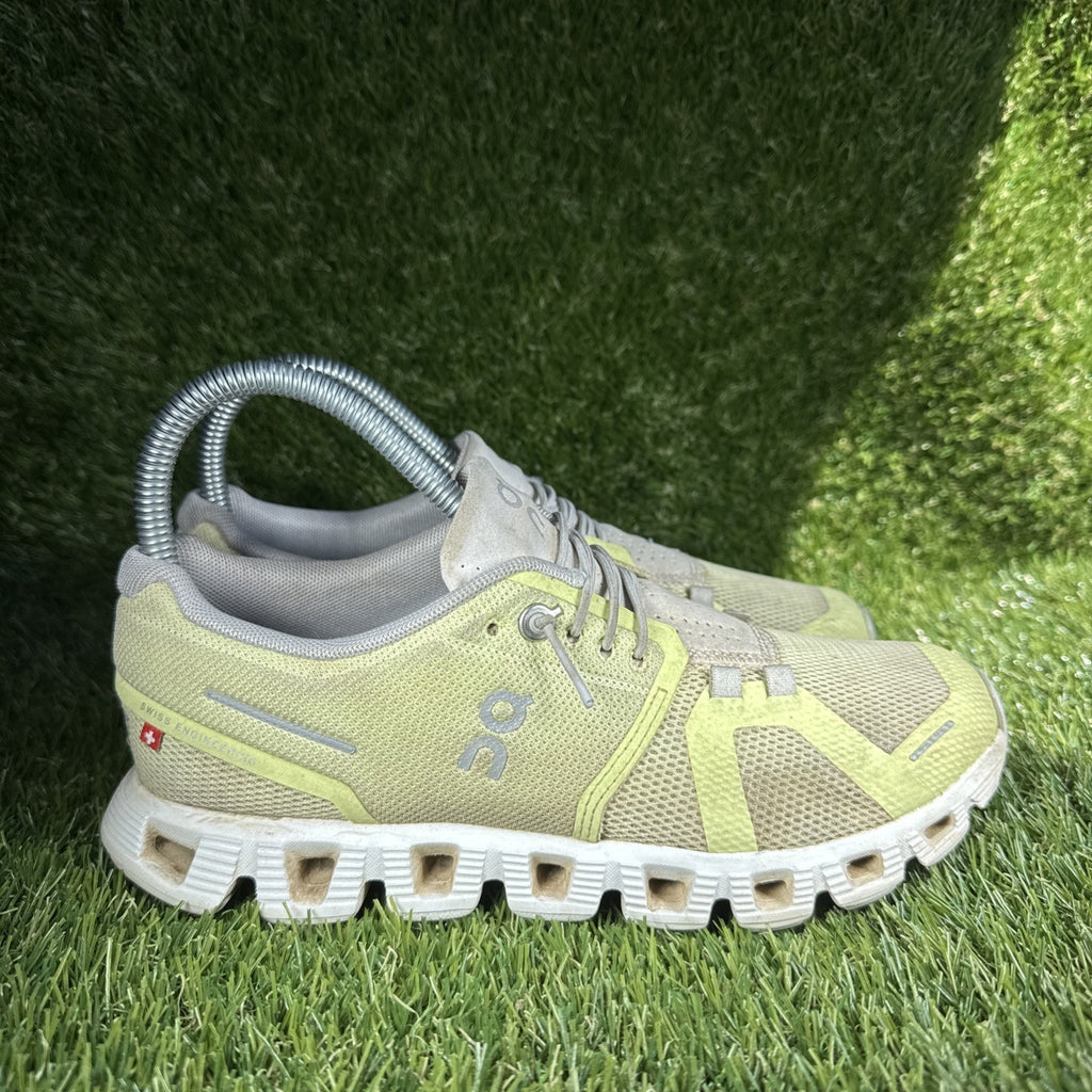 On Cloud 5 Women's Running/Walking/Gym Sneaker Shoes - Yellow - Size 6
