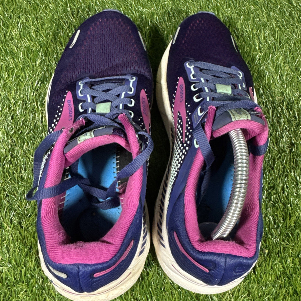 Brooks Adrenaline GTS 22 Running Shoes Black/Purple/Coral US Women’s 7 Great!