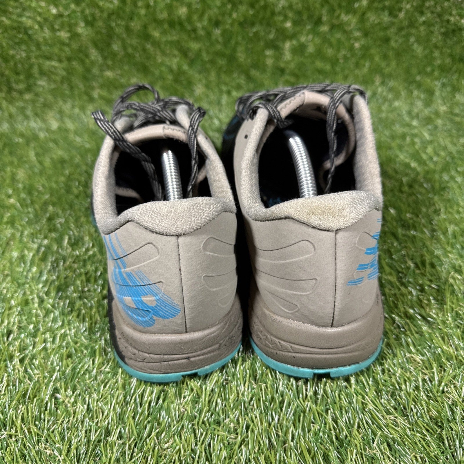 NewBalance VAZEE SUMMIT V2 Women's size 8.5DTrail Running Athletic Grip