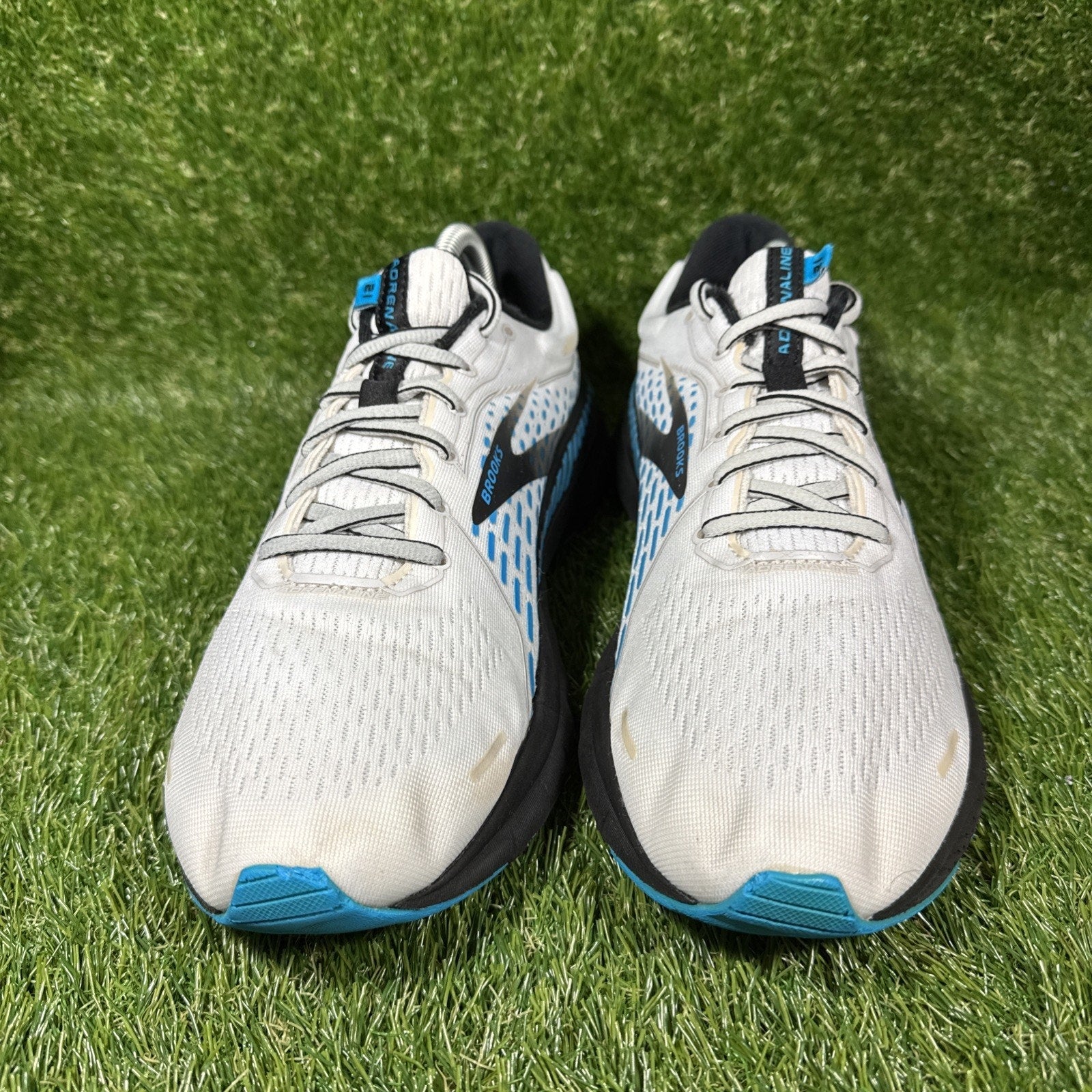 Brooks Adrenaline GTS 21 Mens Size 11 D Running Sneakers Shoes