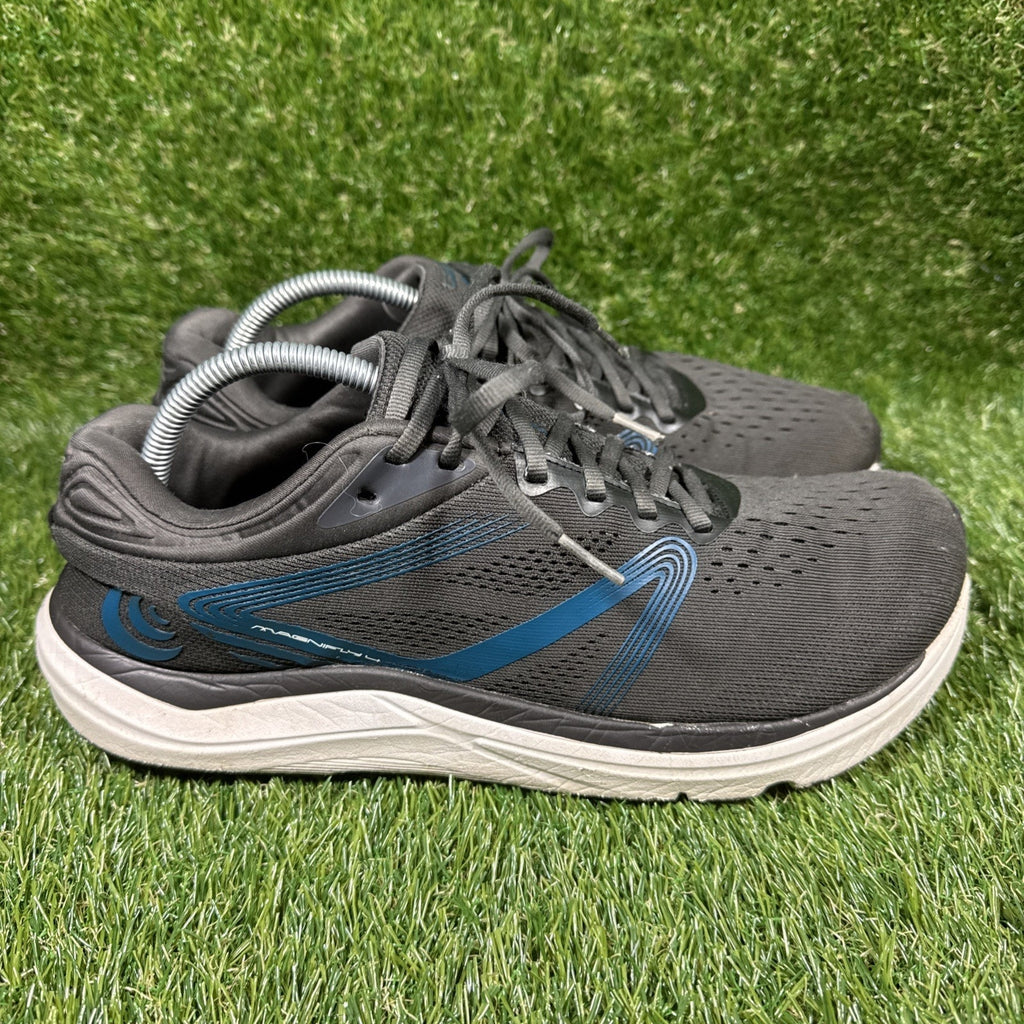 Topo Athletic Mens Magnifly 4 Black Running Shoes Sneakers Size 11