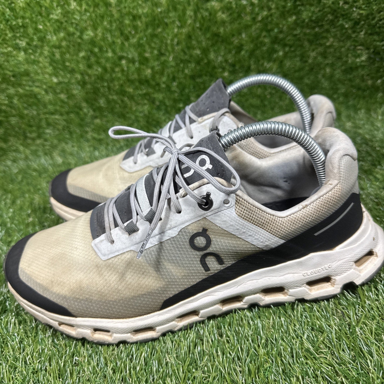 On Cloud Cloudvista Shoes Men's Size 9.5 Glacier Black Running Sneakers 64.99059