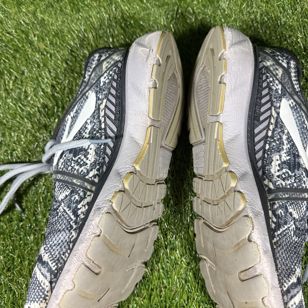 Brooks Shoes Womens 8 Gray Adrenaline GTS 20 Running Sneakers 1202961B071 Flaws