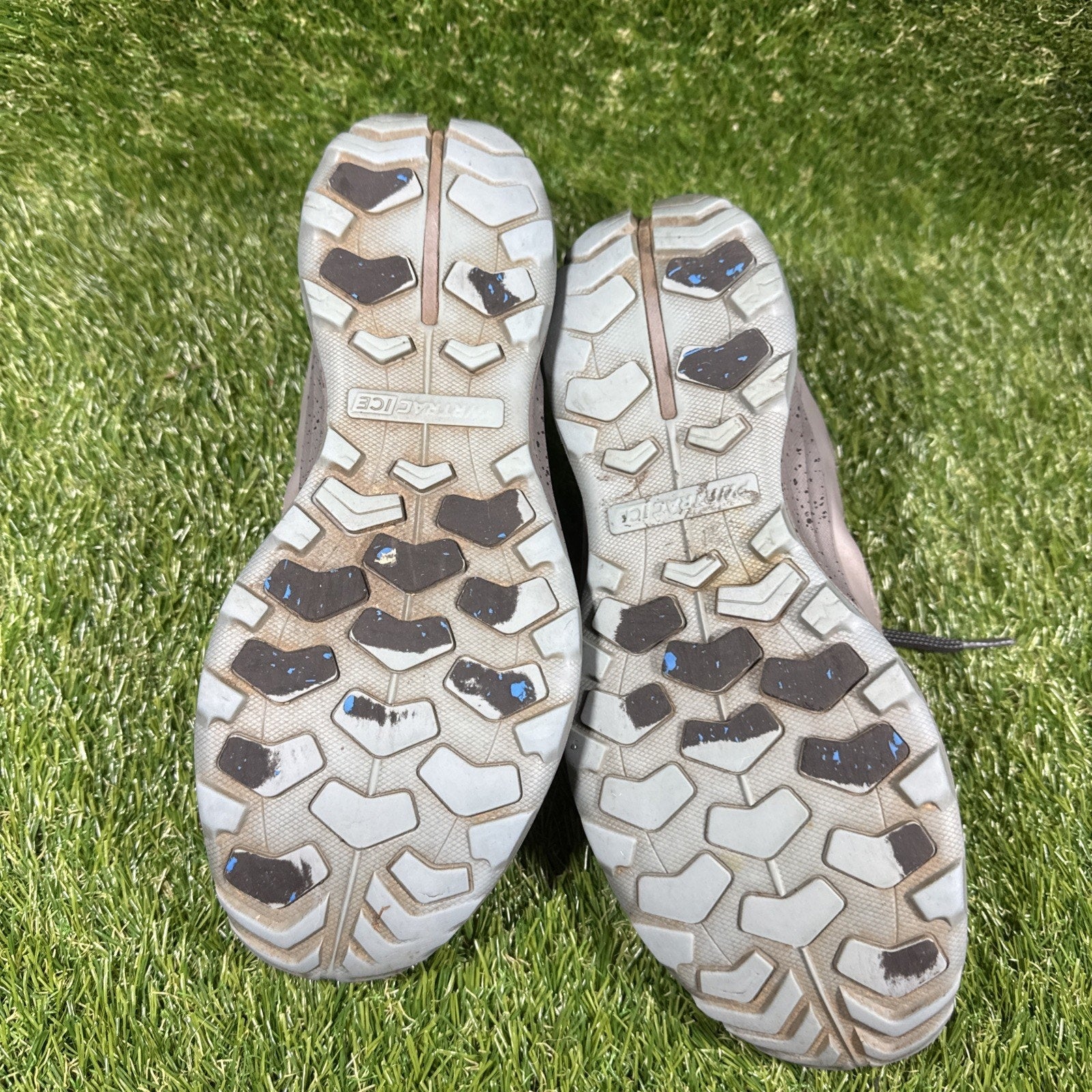 Saucony Peregrine Ice Women Size 7.5 Black Grey Athletic Running Walking Shoes