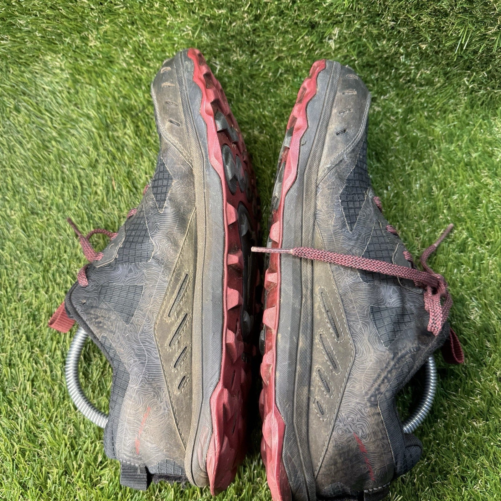 Altra Lone Peak 6 Trail Running Shoes Men's Size 9.5 Wide Black Burgundy Sneaker
