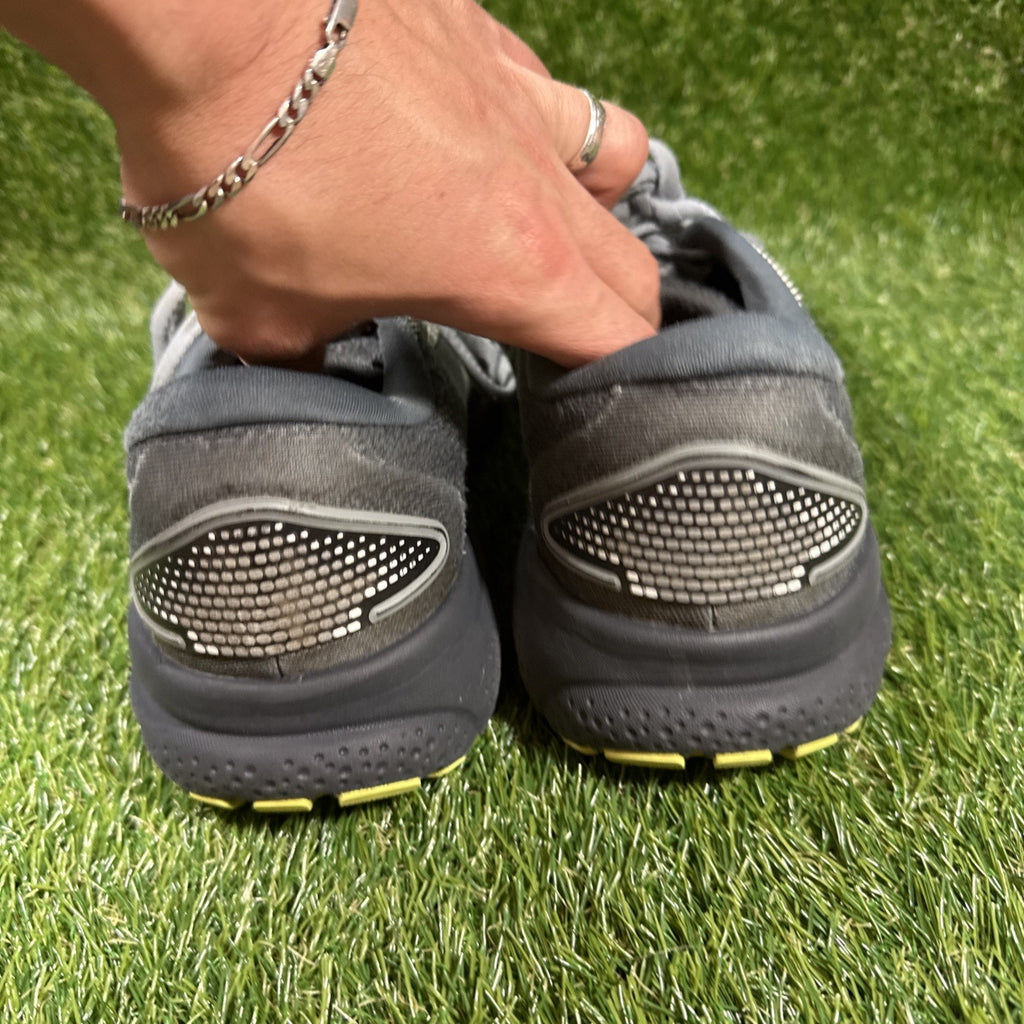 Brooks Ghost 16 Running Shoes Mens 10.5D Athletic Gym Trainer Shoes