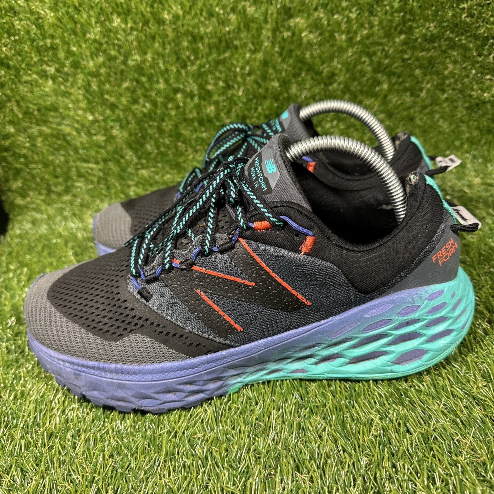 New Balance Fresh Foam More Trail v1 Women's Size 9.5 Magnetic Blue Shoes