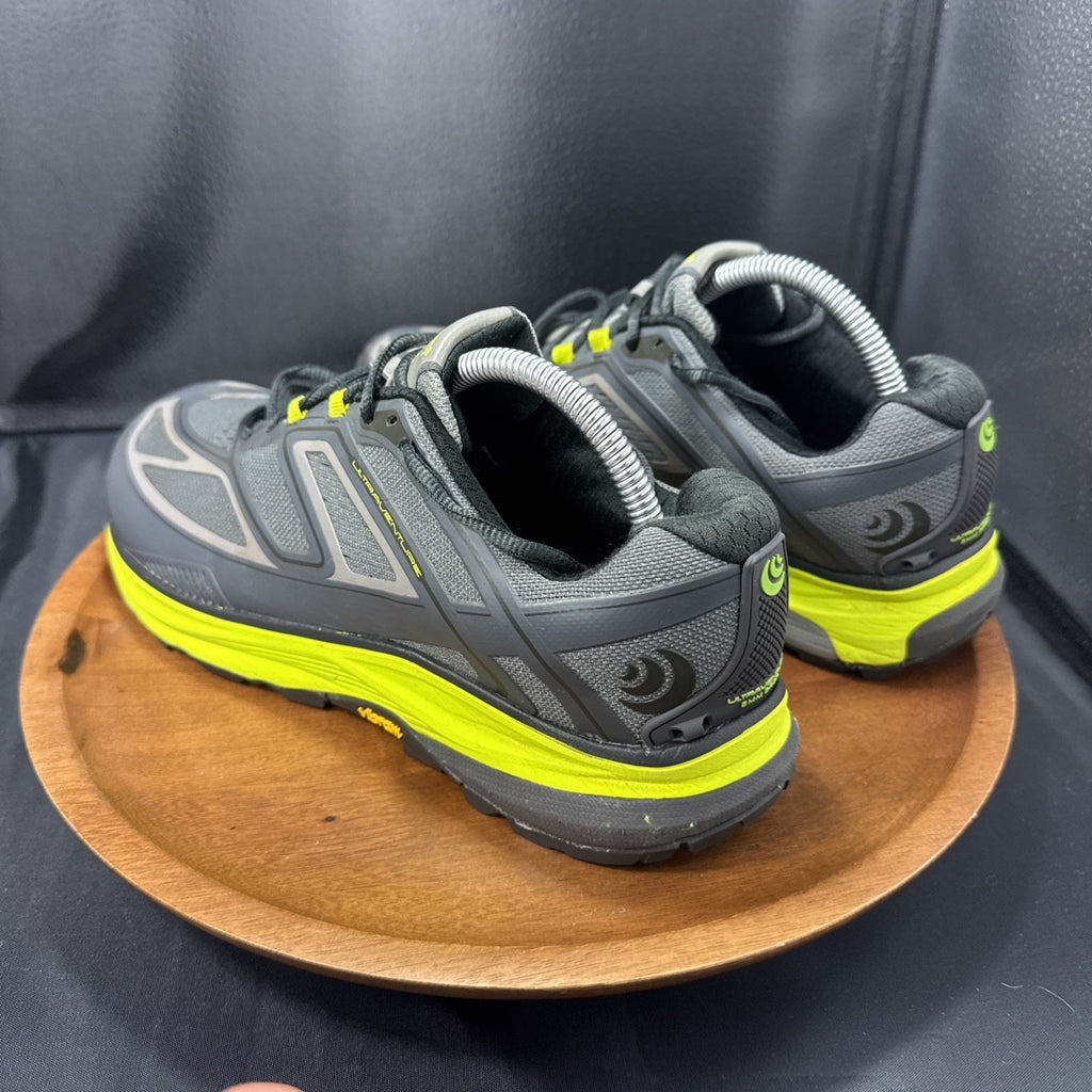 Topo Ultraventure Trail Running Shoes Mens 8.5 Gray Green Vibram Outdoor Hiking