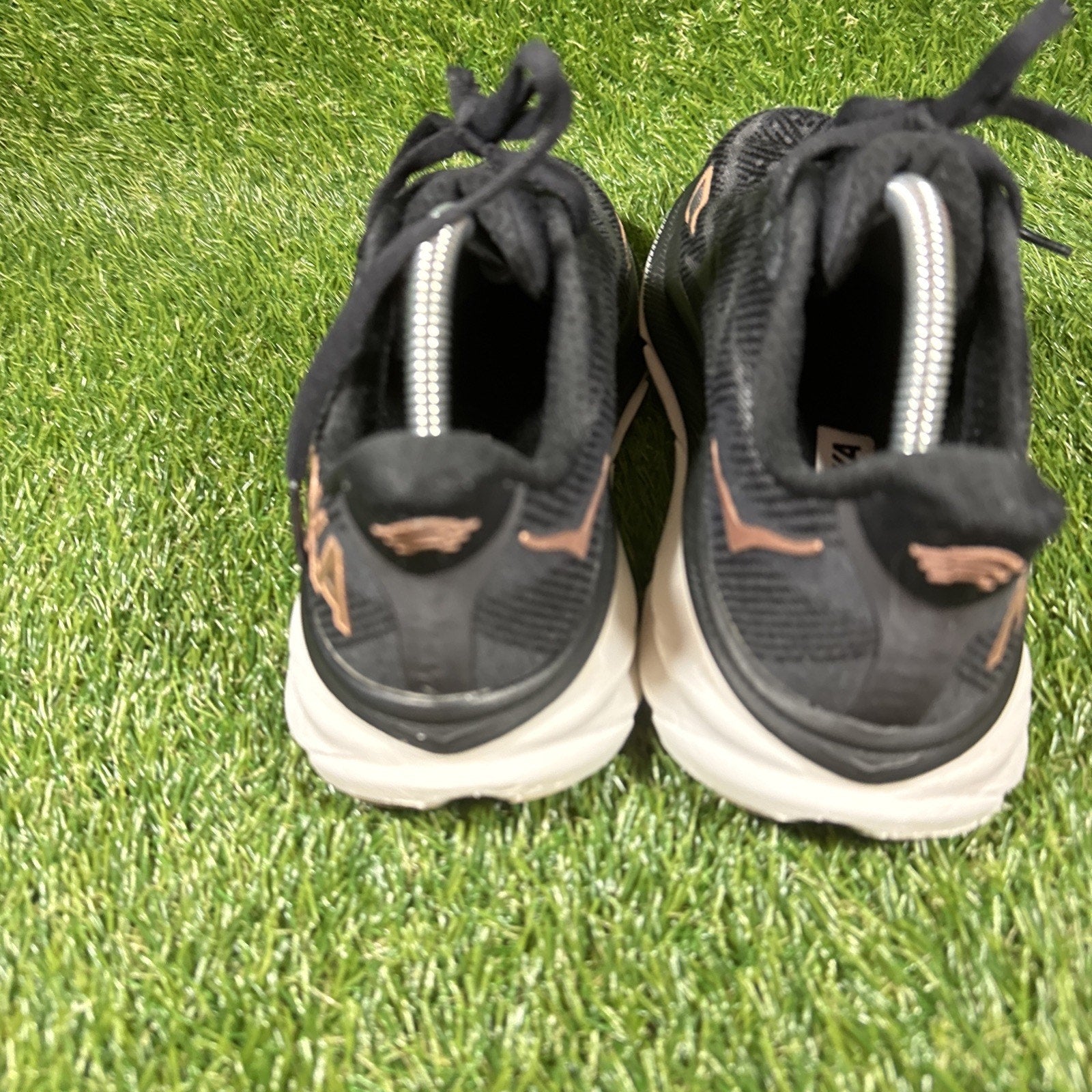 HOKA Clifton 9 Running Shoes Women Size 7 Black Rose Gold Comfort Low Sneakers