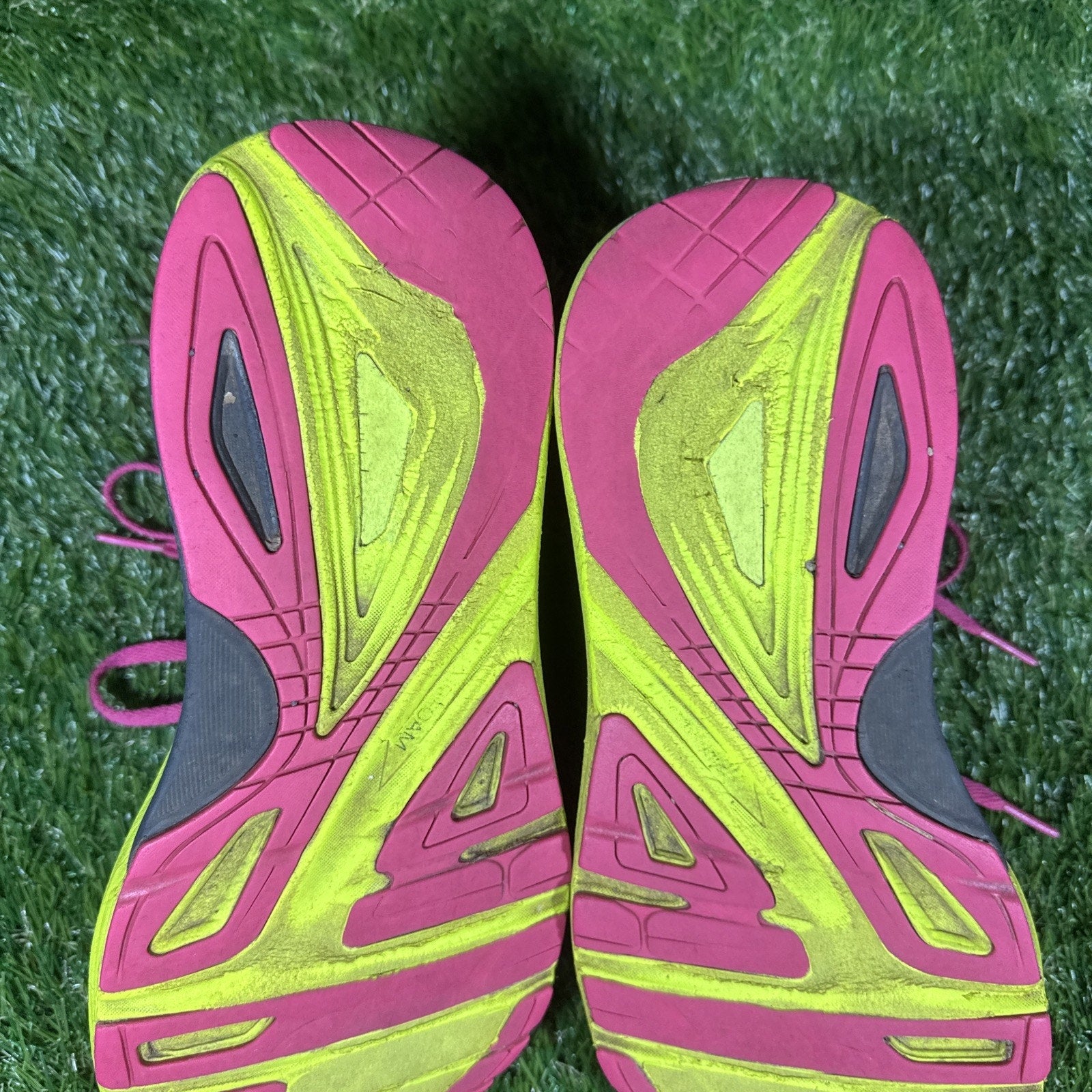 Topo Athletic Ultrafly 3 Womens Size 6.5 Shoes Emerald Fuchsia Running Sneakers