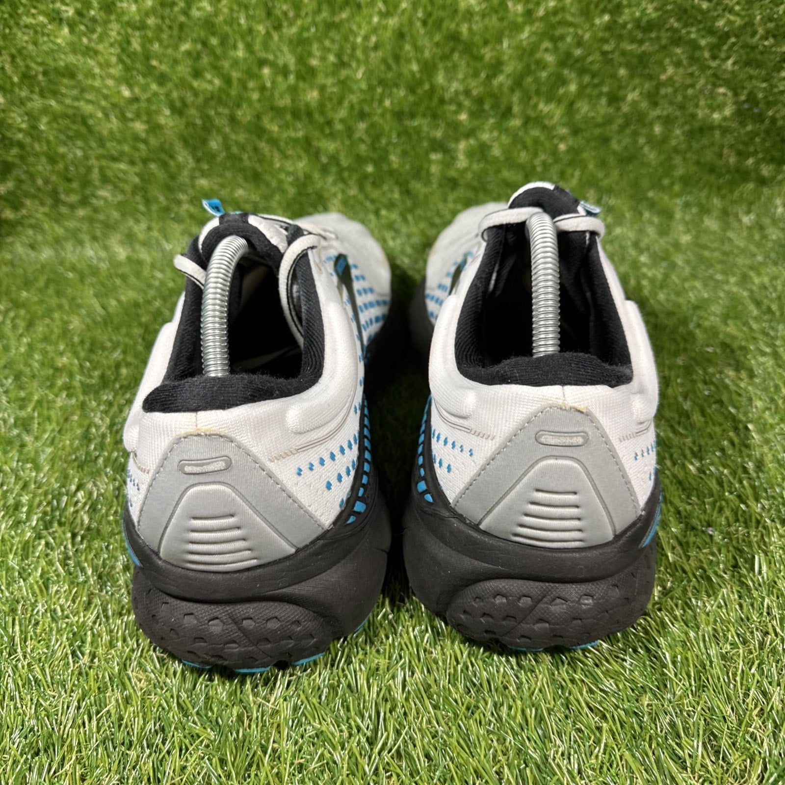 Brooks Adrenaline GTS 21 Mens Size 11 D Running Sneakers Shoes