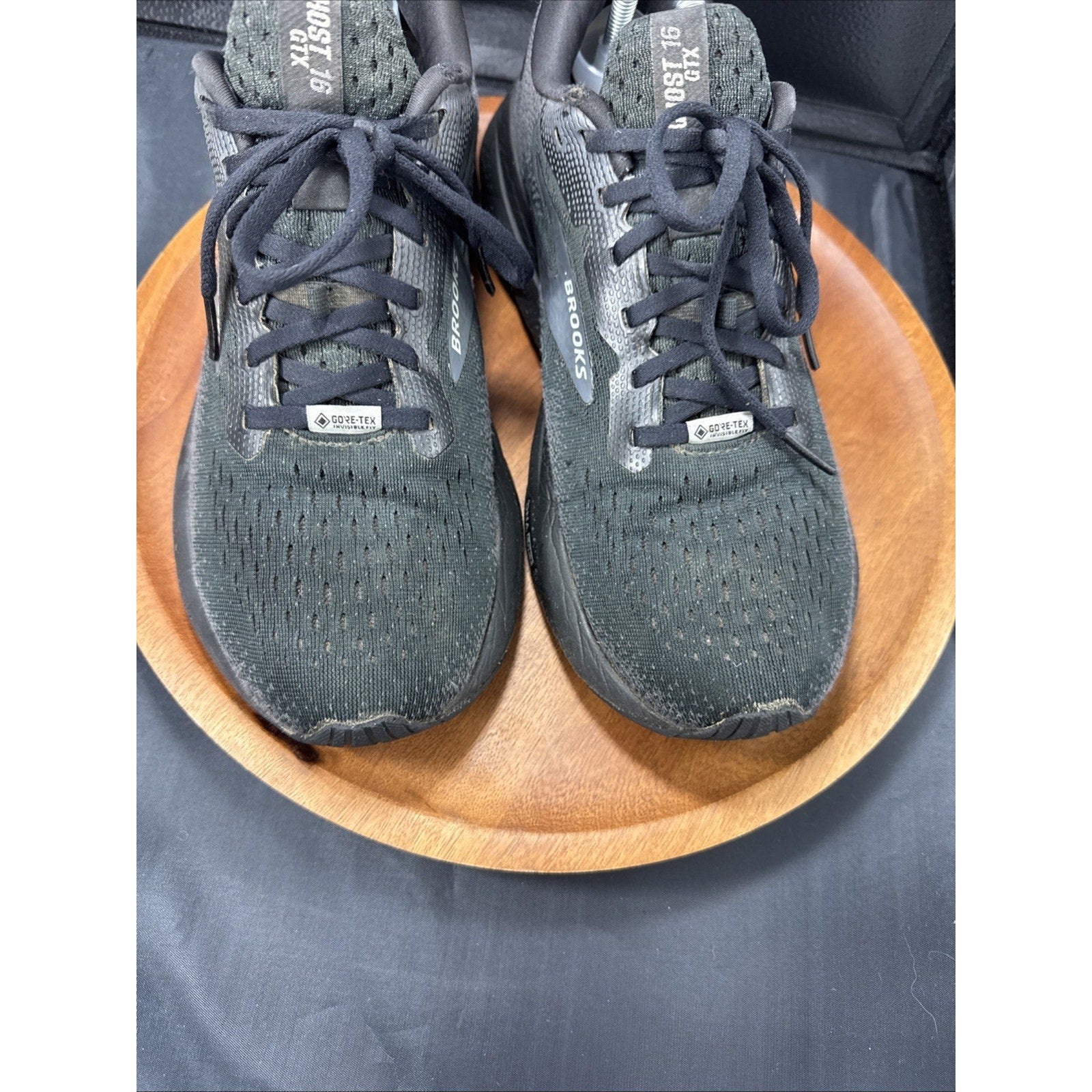 Size 10 - Brooks Ghost 16 GORE-TEX Black Ebony Running Shoes Good Condition