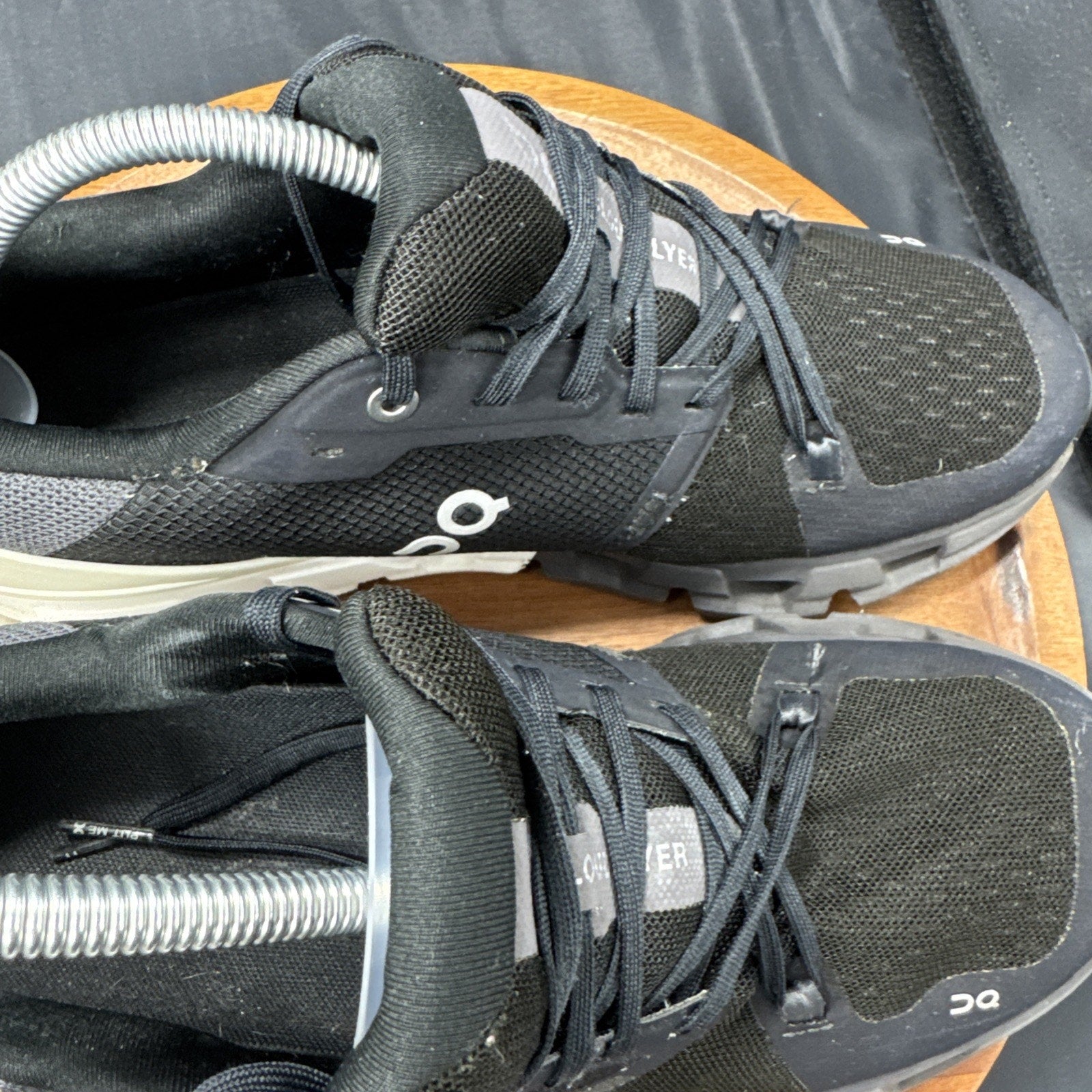 On Cloudflyer 4 Running Shoes Womens Size 10.5 Black White Sneaker 71.9867