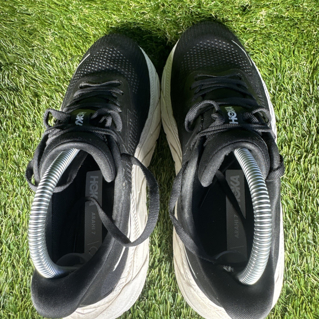 Hoka One One Arahi 7 1147890-BWHT Sneakers Women's 7 Black Running Shoes