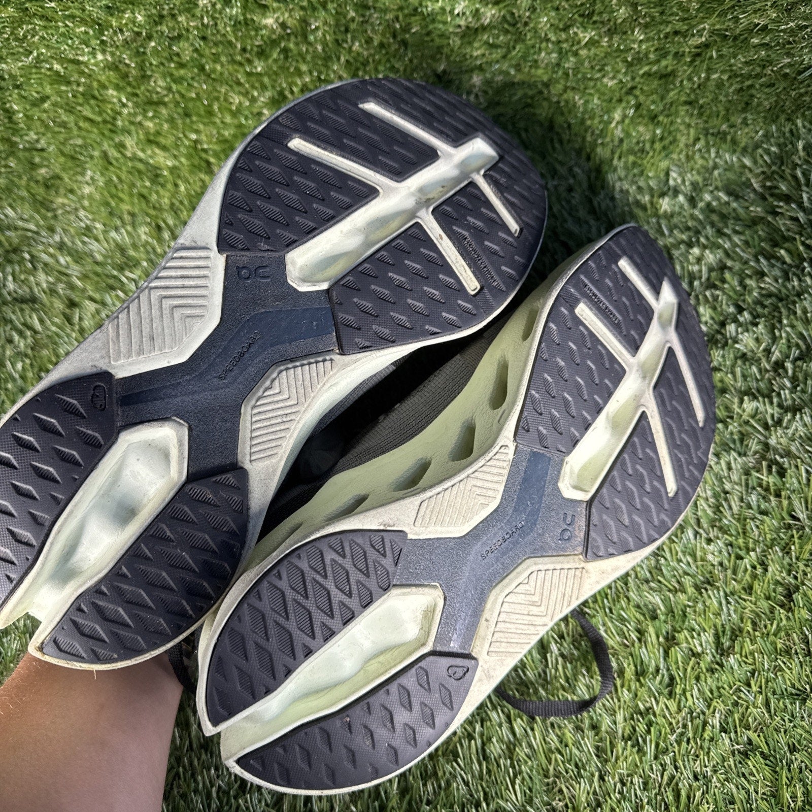 On Cloud Eclipse Shoes Womens Size 8W Rock/Lime Running Sneakers