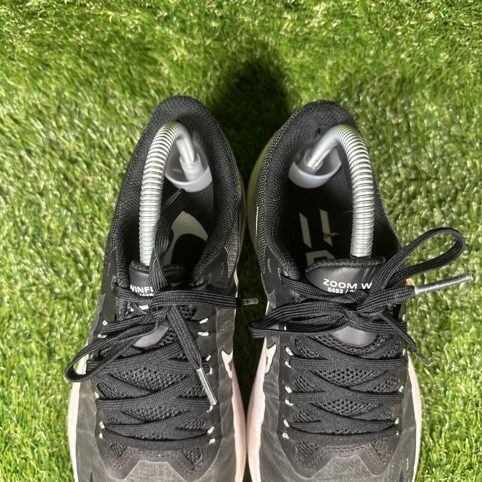 Nike Zoom Winflo 8 Women's Running Walking Shoes Black White Size 8 CW3421-005