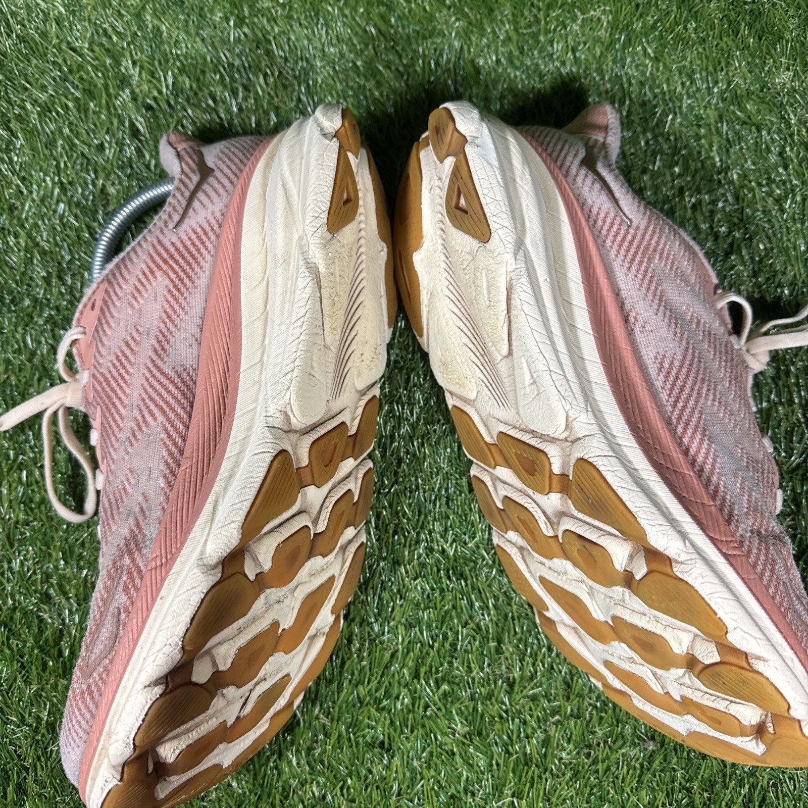 Hoka One One Clifton 9 Sandstone Pink Women's Running Shoes Size 9B 1127896SNC