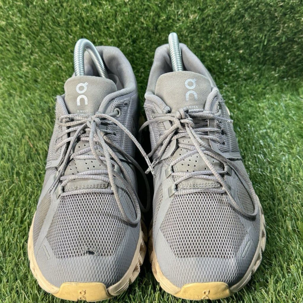 On Cloud 5 Womens Size 8.5 Gray Pink Athletic Trail Running Shoes Sneakers