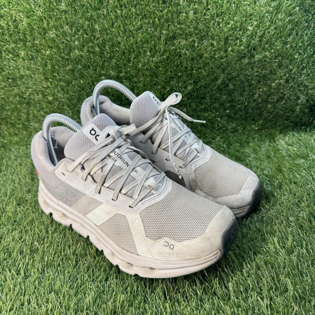 On Cloud Cloudrunner White Frost Sneakers Shoes Women’s Size 8 Running