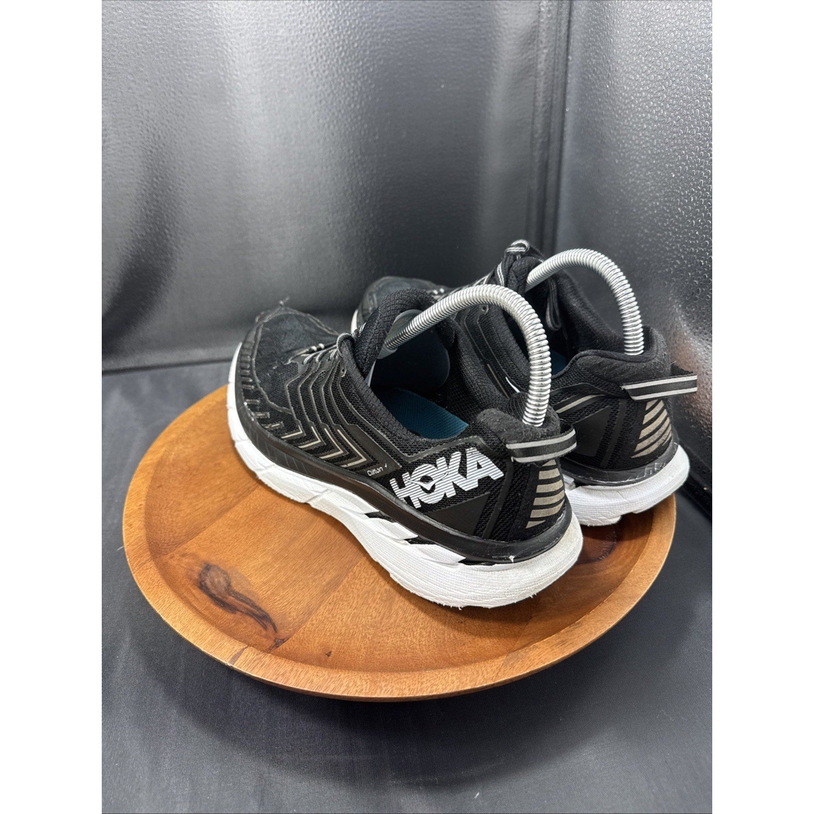 Hoka One One Clifton 4 Women’s Sz 11 Running Shoes Sneakers 1123201 BWH