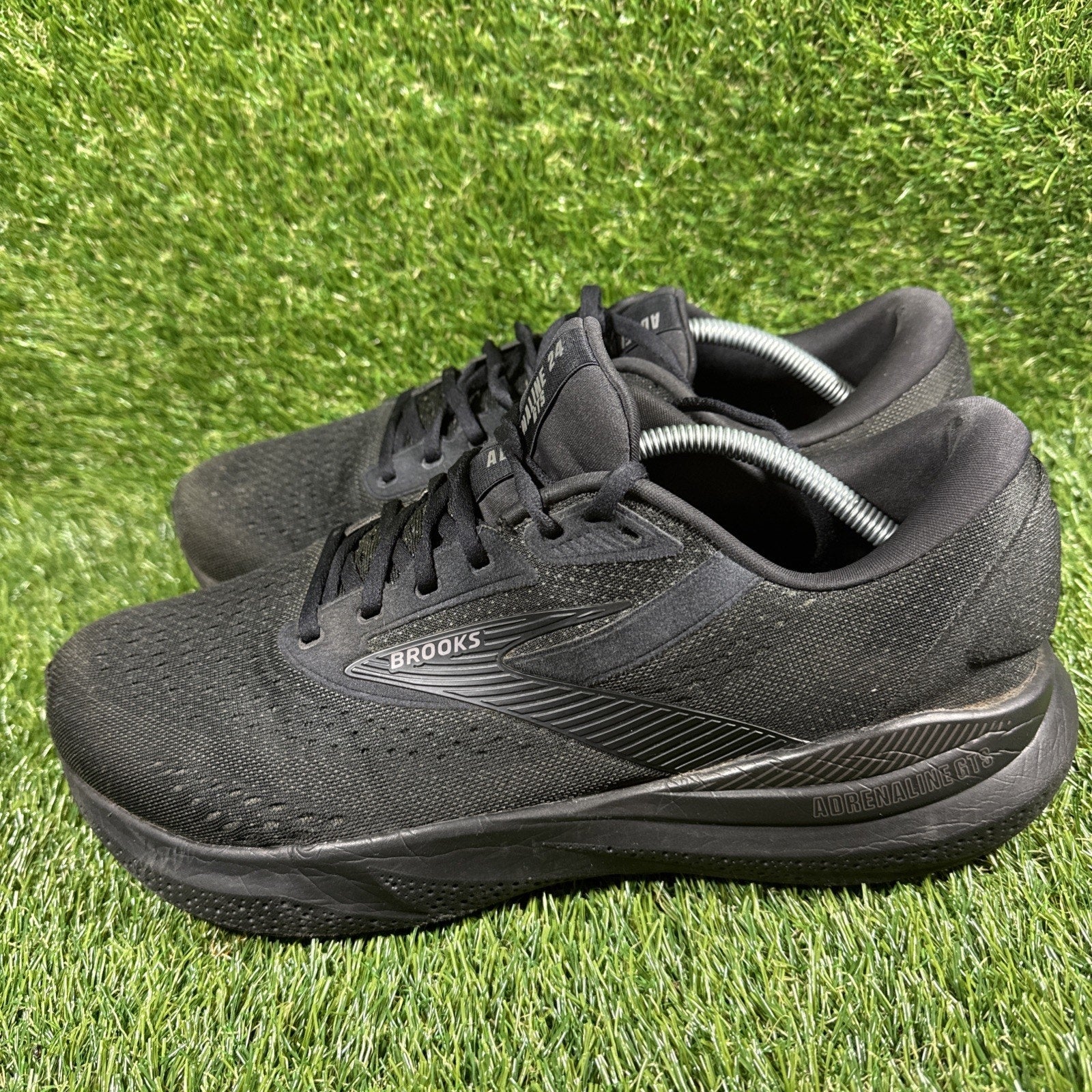 Brooks Adrenaline GTS 24 Black Ebony Mens Size 12 4E Running Shoes 1104374E020